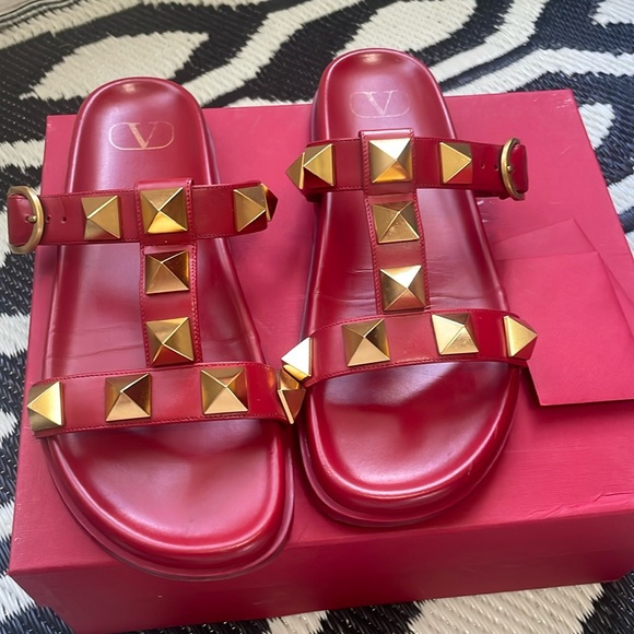 Valentino Roman stud slides - Picture 3 of 5